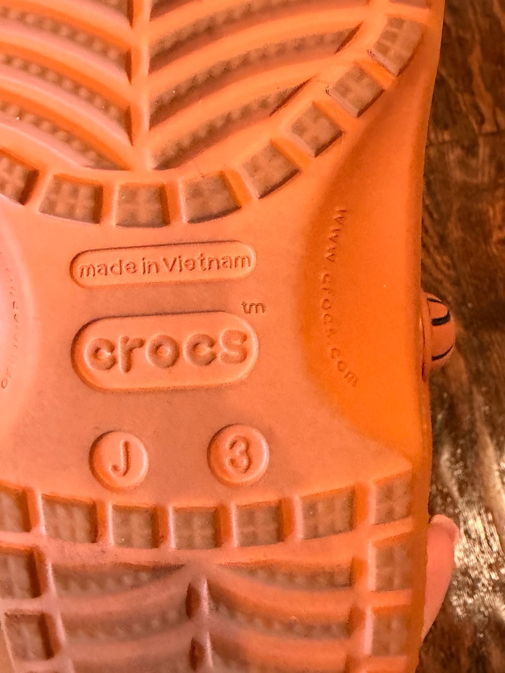 CROCS Kids Orange Basketball-Print Clogs with Heel Strap - Picture 4 of 4